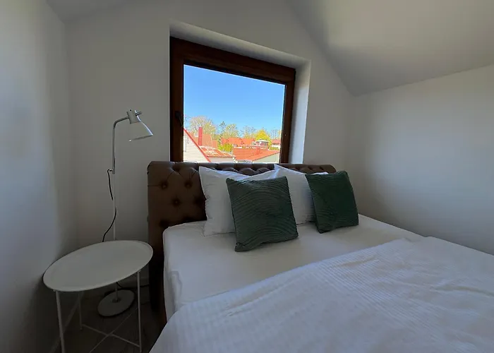 Scandi Style With Private Bathroom , Walk To Everything No 32 * Паланга