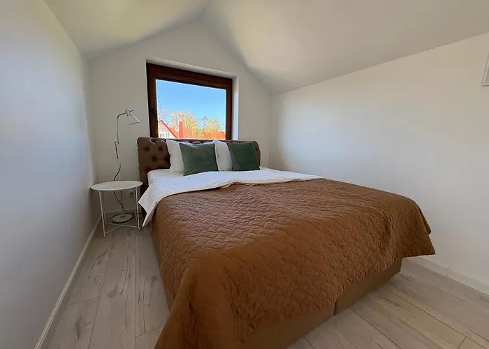 Scandi Style With Private Bathroom , Walk To Everything No 32 *